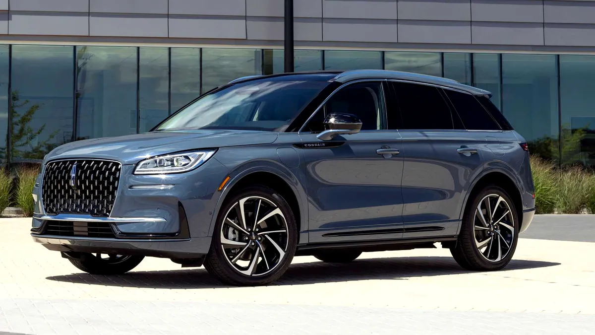 Lincoln Corsair facelift: noutăți importante pentru cel mai bine vândut model din portofoliul constructorului american