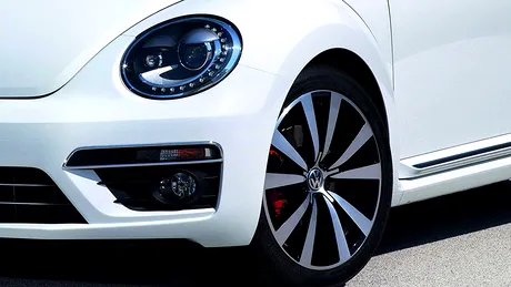 În lipsa unui Beetle R de serie, VW înfrumuseţează Broscuţa cu accesorii R-Line