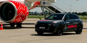 Pasagerii business class vor avea transfer premium către aeronavă cu modele Audi