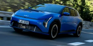 Kia EV4 primește cinci stele din partea Green NCAP. Rivalul pentru Tesla Model 3 are un consum de sub 14 kWh/100 km