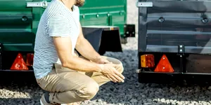 Cum îți poți face singur remorcă pentru motocultor, în 2026. Trebuie omologată la RAR?