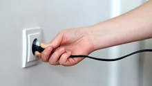 Aparatul electrocasnic care trebuie scos neapărat din priză! Dacă îl uiți, riști să îți găsești casa scrum