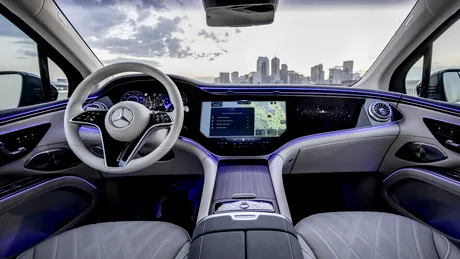 Mercedes-Benz introduce Chat GPT pe aproape un milion de mașini