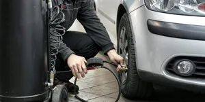 Cum să-ți menții pneurile de vară în stare optimă pentru o durată de utilizare mai lungă? (P)