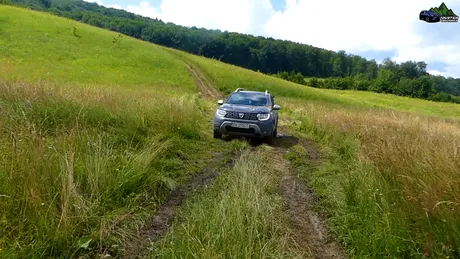 Volvo XC90 și Dacia Duster 4x4 în off-road. Până unde poate ajunge SUV-ul produs la Mioveni - VIDEO