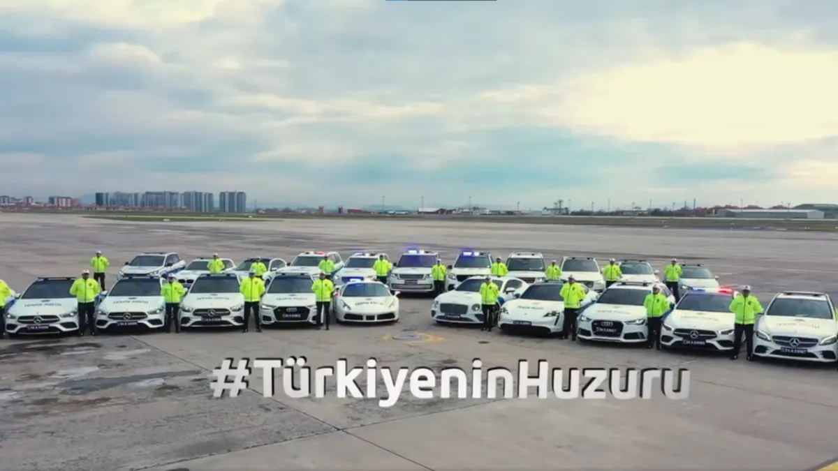 Poliția din Turcia va folosi modele Ferrari și Porsche. Valoarea flotei se ridică la peste 3 milioane de euro