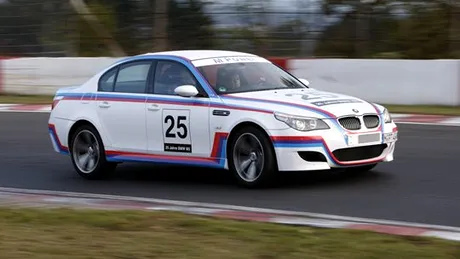 BMW M5 CSL