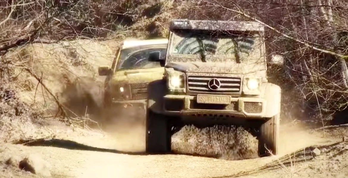 Mercedes-Benz G500 4×4² şi Ford Raptor, filmate în elementul lor
