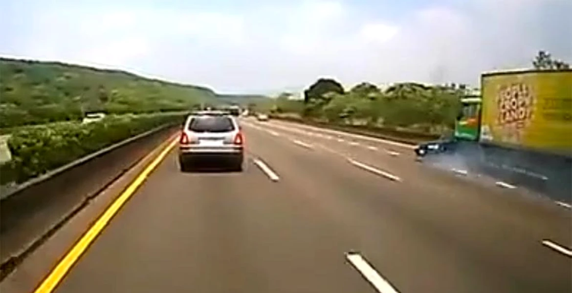 Accident stupid pe o autostradă din Taiwan