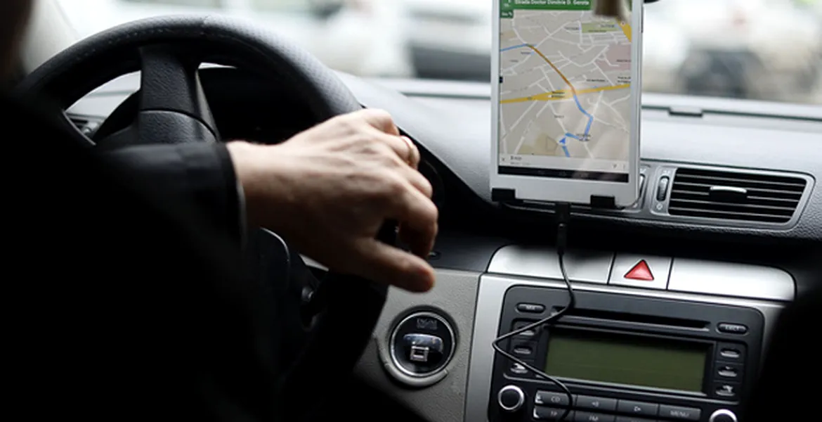 Legea taximetriei, modificată de Guvern prin OUG. Reacţia UBER România