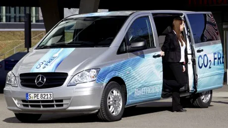 Prima maşină utilitară electrică de serie pentru transport persoane: Mercedes E-Cell Vito