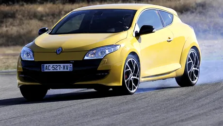 Renault Megane RS se impune în faţa concurenţilor