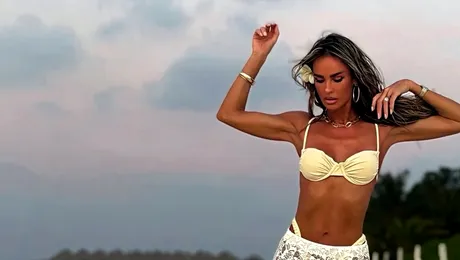 FOTO. Diana Munteanu, imagine hot în costum de baie, la 47 de ani