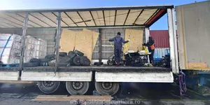 FOTO Poliția de Frontieră a descoperit șase mașini furate, în valoare de 2 milioane de lei. Trei dintre ele erau dezmembrate