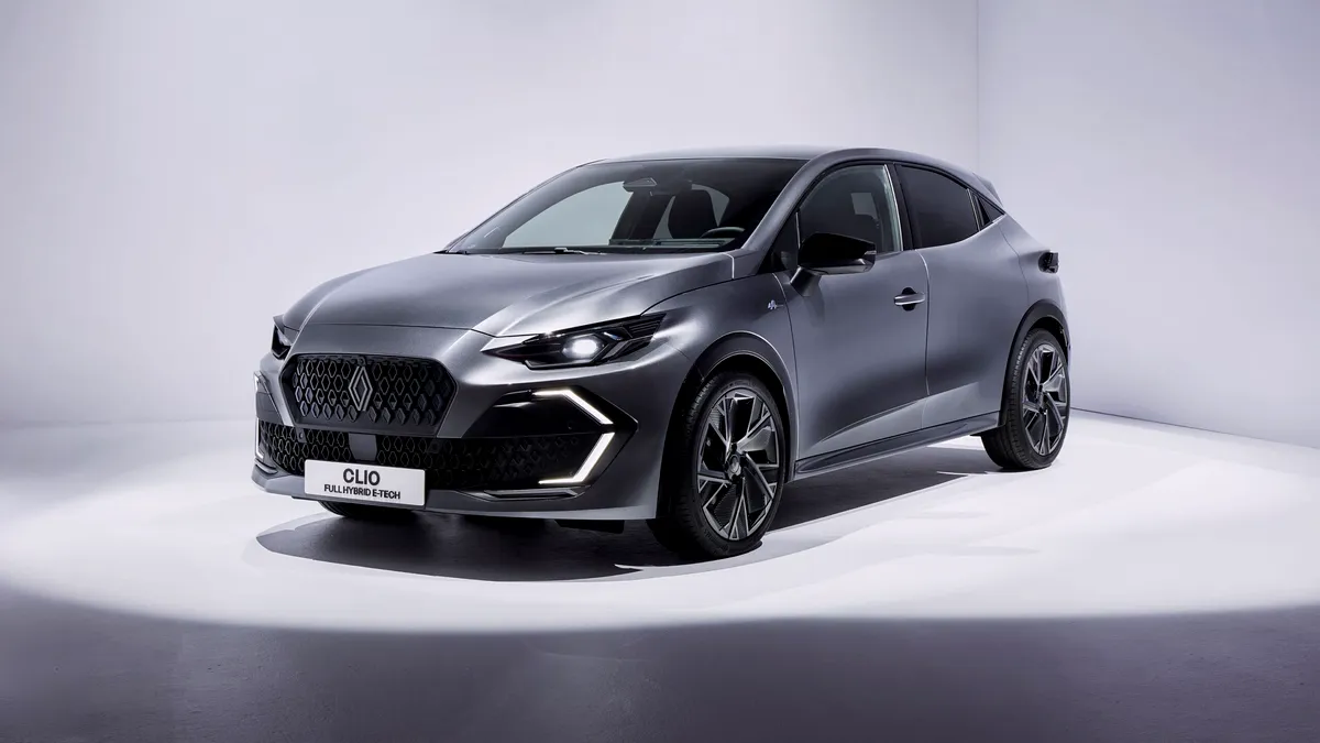 Noul Renault Clio a fost lansat oficial. Subcompacta se remarcă prin designul agresiv - GALERIE FOTO