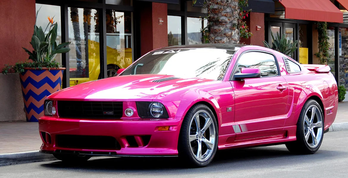 Mustang S281 în roz