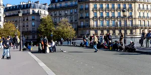 Ce s-a întâmplat în marile orașe, precum Paris sau Oslo, care au dat afară mașinile din centrul lor. Berlinul le-ar puta urma exemplul