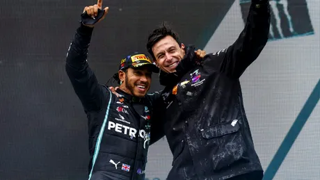 Telenovela Lewis Hamilton a luat sfârșit. Pentru ce echipă va pilota în acest sezon?