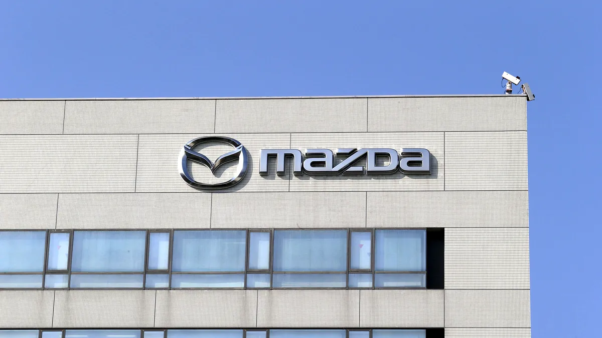 Vânzările Mazda sunt în scădere, dar japonezii sunt încrezători pentru viitor. CX-5 se preconizează a fi motorul creșterii