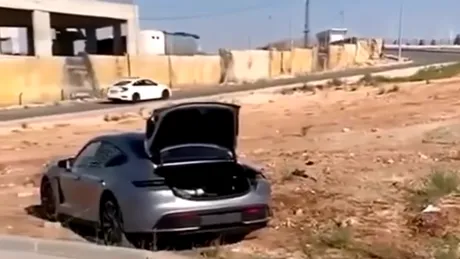 Un Porsche Taycan a fost avariat de un turc care voia să se distreze. La 190 de km/h a aflat că urmează o intersecție - VIDEO