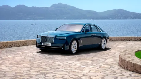 Rolls-Royce Ghost facelift debutează oficial cu un design împrospătat și noi tehnologii