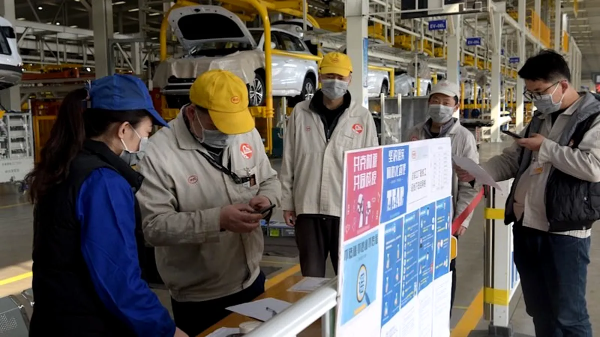 Producătorul auto care fabrică măști chirurgicale pentru a ajuta în lupta cu COVID-19