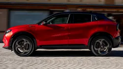 Alfa Romeo Junior primește pachetul de echipare Sport Speciale pentru 2026