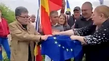 Șoșoacă susține că Nicușor Dan vrea să numească un premier de la SOS România. Cine este Dumitru Manea, cu care Șoșoacă rupea steagul UE