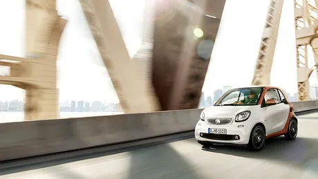 Prim contact cu noile smart fortwo şi forfour. City Benz