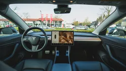 Slovenia este a șasea țară din Europa în care sistemul Tesla FSD a fost aprobat. Ce alte țări ar putea să-și dea acordul?