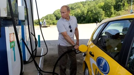 Criză petrolieră în Rusia: maximum 20 de litri de maşină!