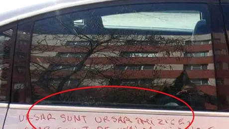 Ce mesaj a găsit scris pe maşină un şofer din Bucureşti. FOTO