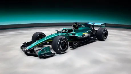 Foto | Aston Martin a prezentat monopostul său de Formula 1 pentru 2026. Primul proiectat în întregime de Adrian Newey și propulsat de motor Honda