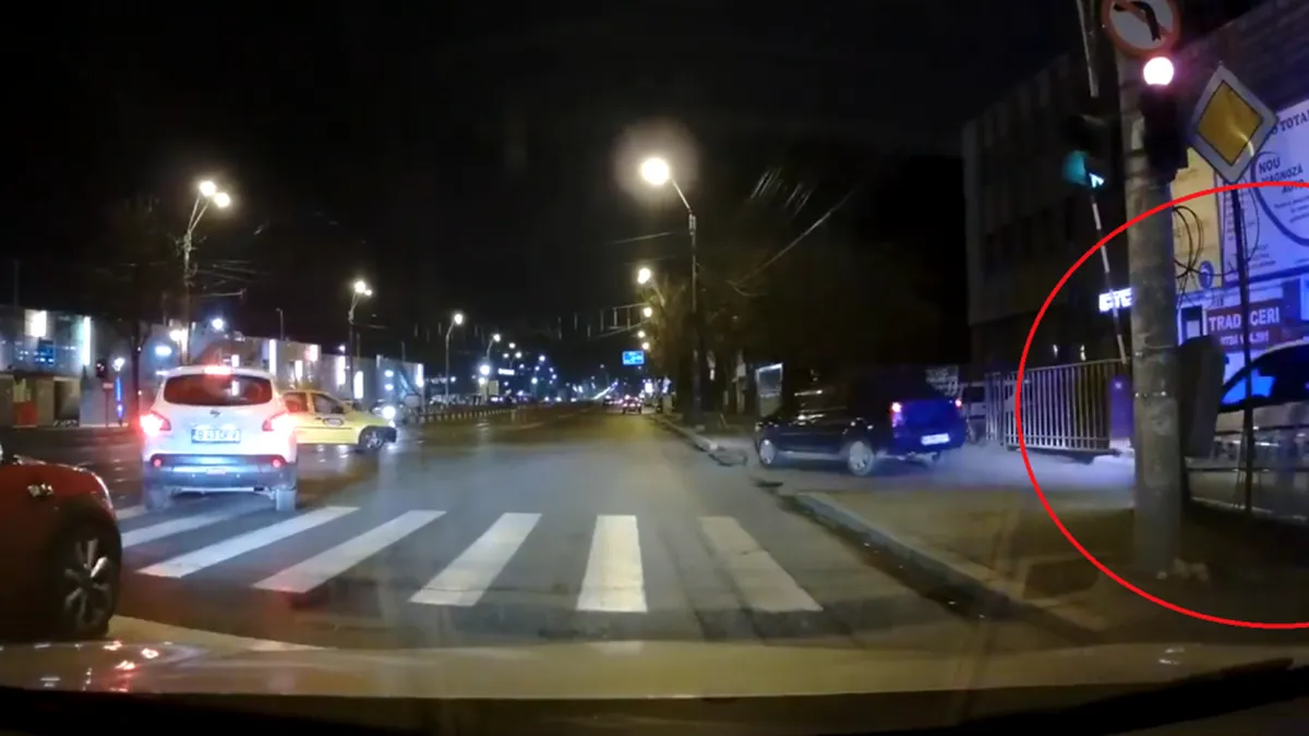 Traficul din București: O mașină de poliție apare de unde ne-am aștepta mai puțin - VIDEO