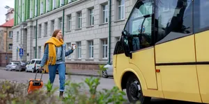 Orașul Zărnești, cu 21.000 de locuitori, trece la transport public de persoane 100% electric: Vrea să cumpere un microbuz