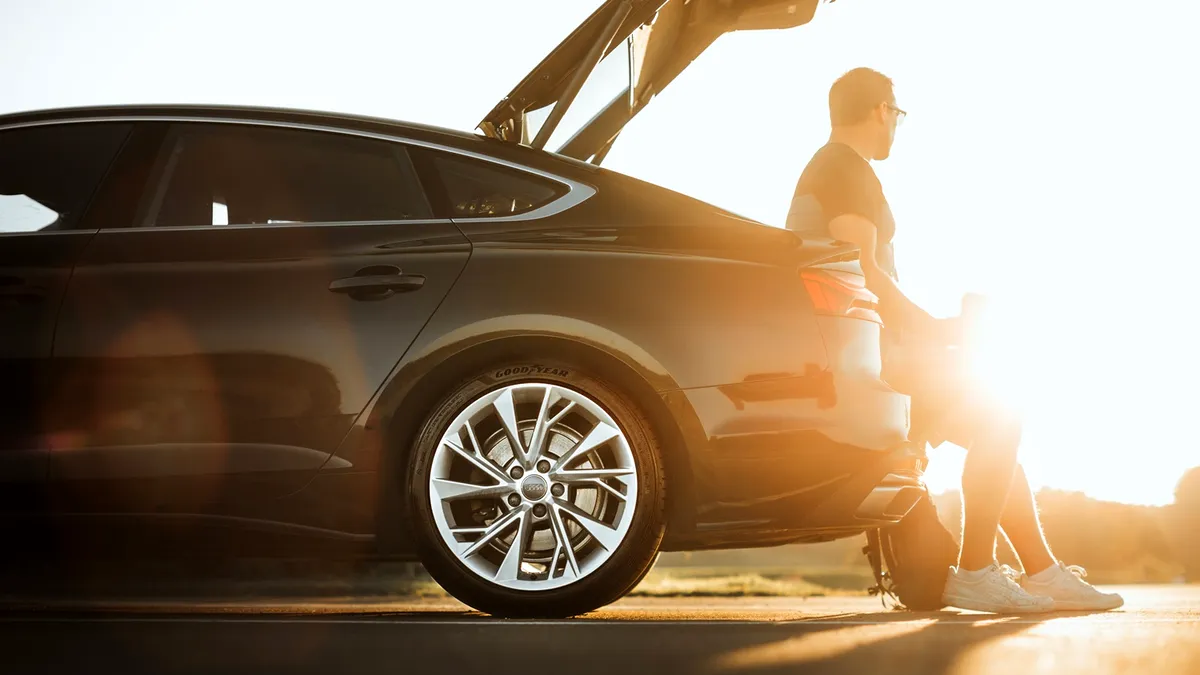 Cod roșu de caniculă: Este sigur să circuli cu mașina? Ce se întâmplă cu anvelopele când afară sunt 40°C