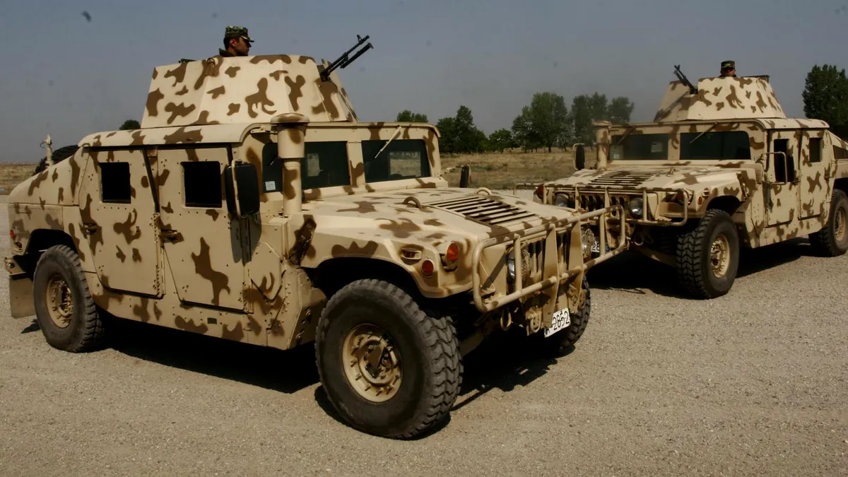 Humvee M1114