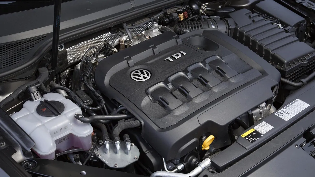1-motor-de-masina-diesel-masina-pe-motorina 