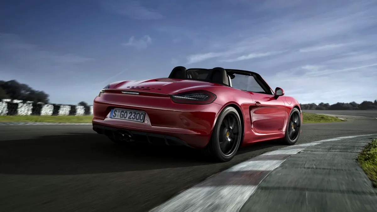 Porsche se întoarce la origini şi îşi redenumeşte maşinile