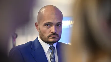 Cum războiul l-a transformat pe un bărbat de 33 de ani în cel mai bogat om din Cehia. Produce inclusiv vehicule militare