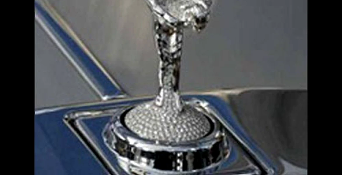 Ornament de 200.000 de dolari pentru Rolls Royce