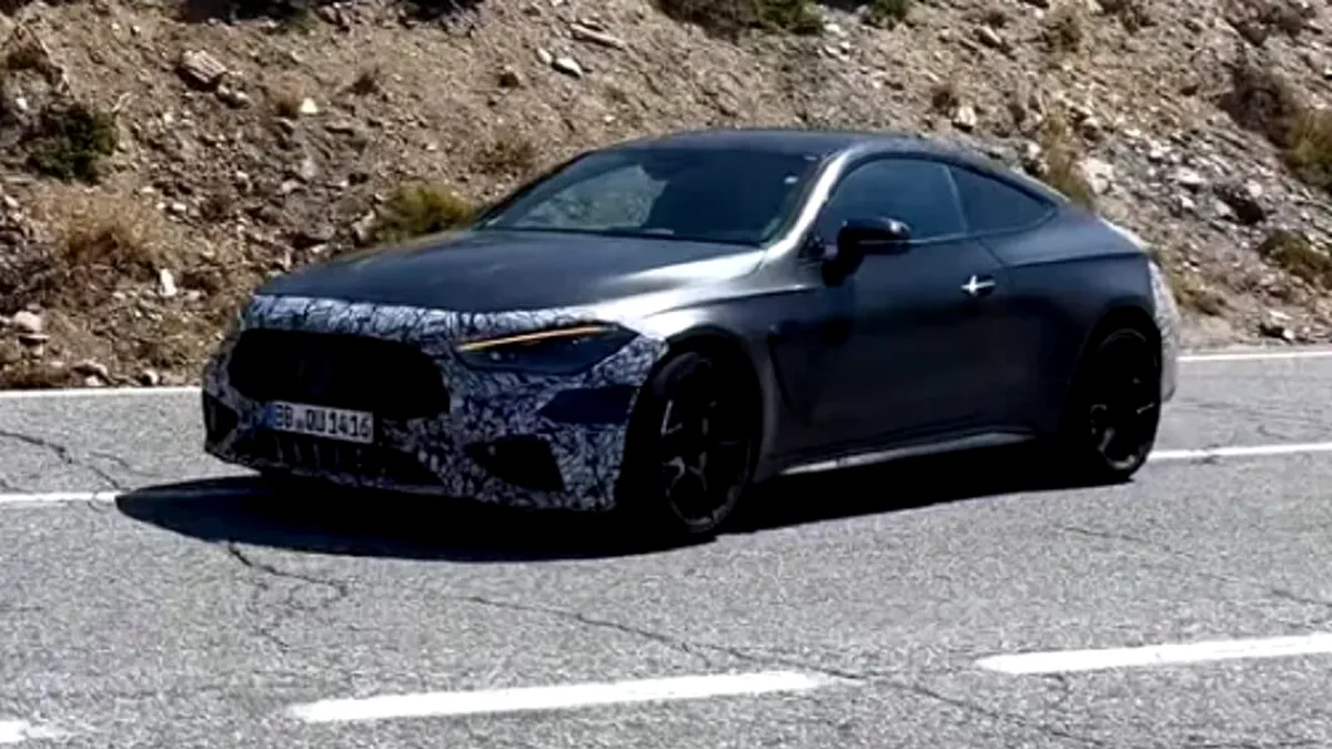 Mercedes-Benz revine la vechile obiceiuri. Viitorul său coupe ar putea fi dotat cu un motor V8 - VIDEO