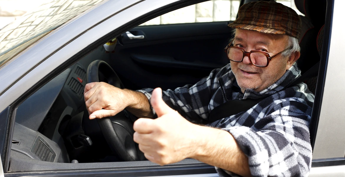 Pensionar vitezoman. Un șofer de 80 de ani a fost prins cu 106 km/h în localitate