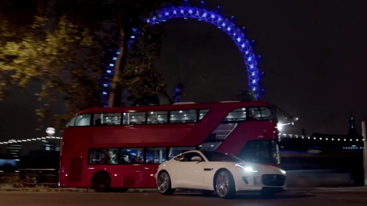 1-jag-ftype-coupe-front 