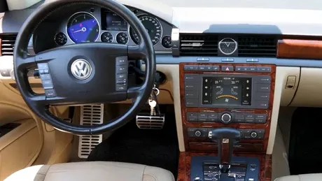 La momentul lansării era cel mai scump Volkswagen construit vreodată. Acum se vinde pe Autovit.ro cu 5.000 de euro