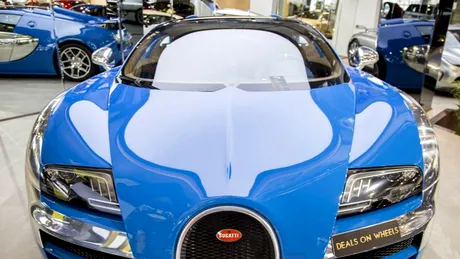 Bugatti a produs doar trei din aceste bunătăţi psihedelice. Doar unul este de vânzare [FOTO]