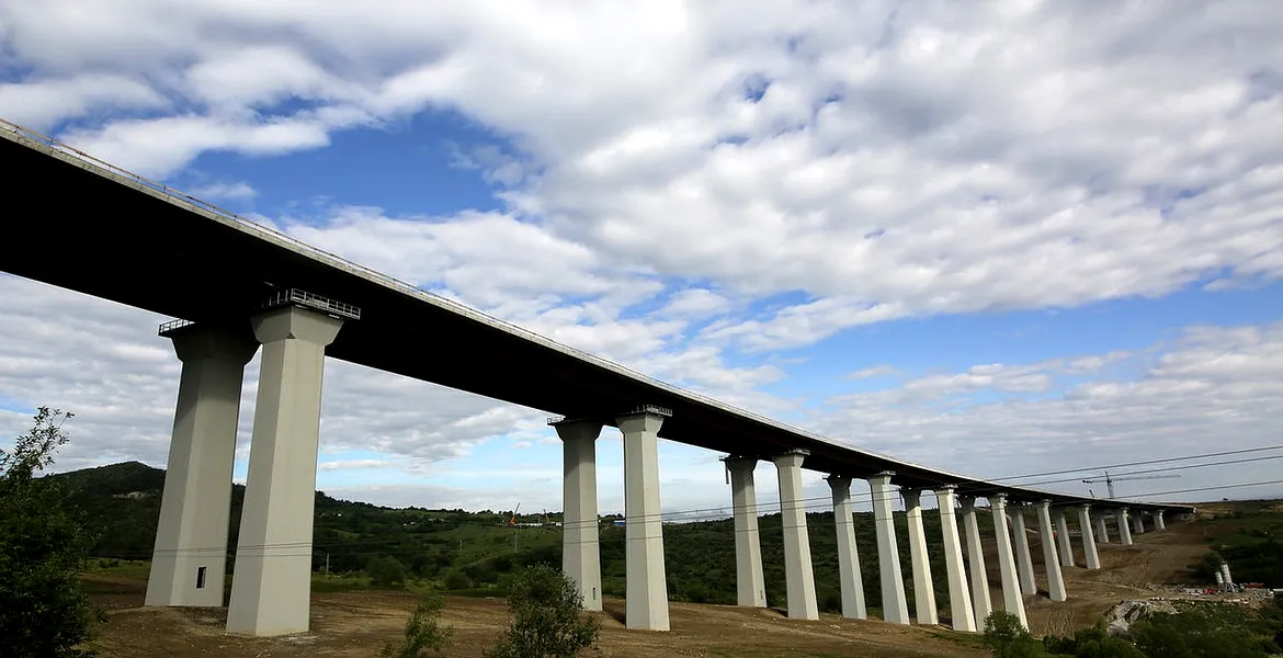 Autostrada meşterul Manole: Ce soluţii există pentru problemele de pe autostrada A1 Sibiu-Deva