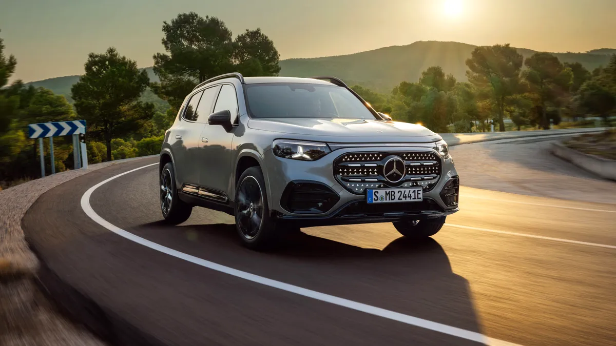 Studiu | 60% dintre șoferi doresc să achiziționeze mașini electrice. Totuși, ce-i oprește?