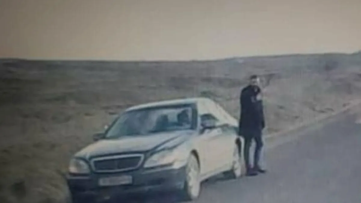 Un Mercedes cu numere de Bulgaria încearcă să oprească șoferi în trafic. Ce au pățit cei care au oprit - FOTO