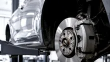 CRIZĂ la unul dintre cei mai mari producători auto din Europa! Se anunță REDUCERI semnificative privind producția